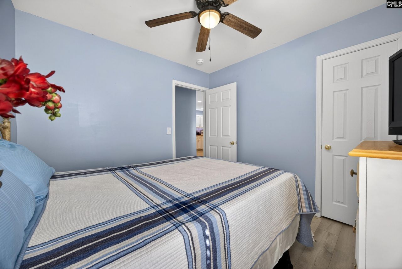 233 Riglaw Circle Photo 21