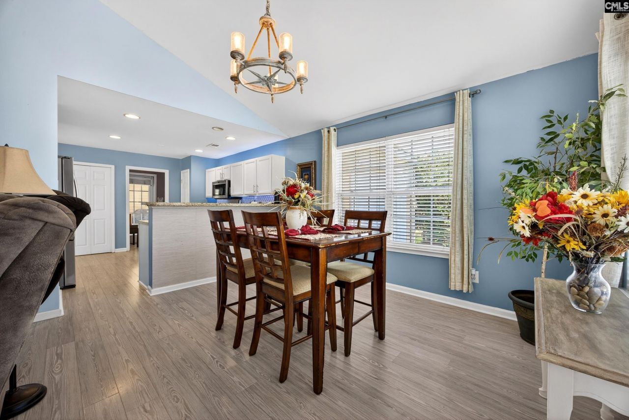 233 Riglaw Circle Photo 7