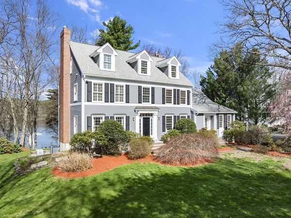 27 Rivercrest Dr., West Newbury, MA 01985