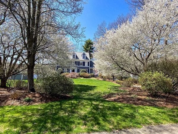 27 Rivercrest Dr., West Newbury, MA 01985