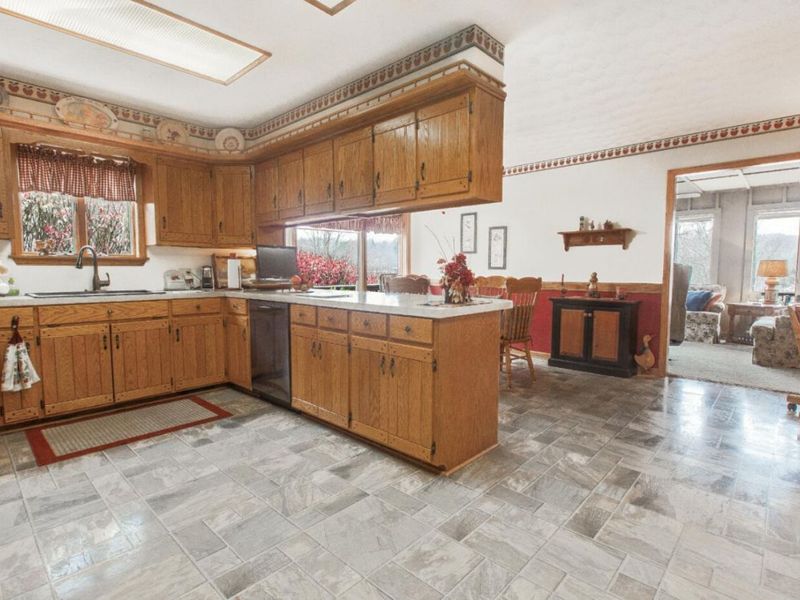 665 Highland Hills Drive, Howard, OH 43028 Photo 11