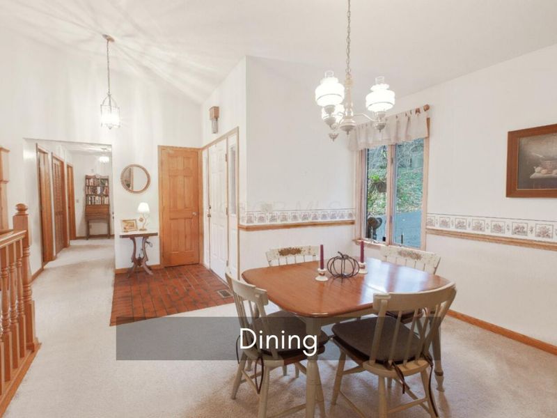 665 Highland Hills Drive, Howard, OH 43028 Photo 12