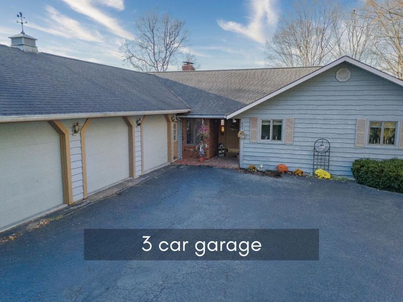 665 Highland Hills Drive, Howard, OH 43028 Photo 5