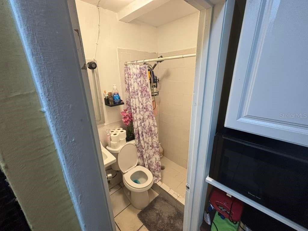 9590 NW 33rd Avenue, Miami, FL 33147 Photo