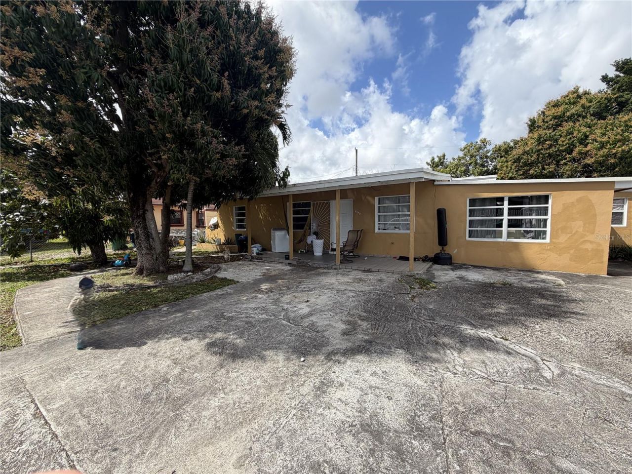 9590 NW 33rd Avenue, Miami, FL 33147 Photo