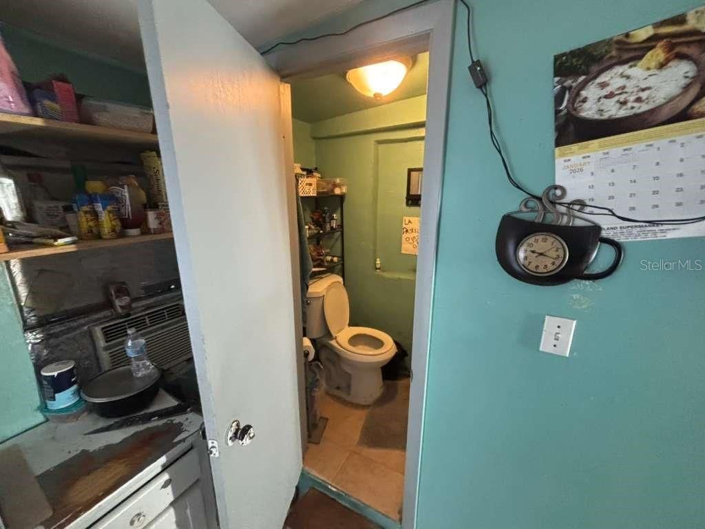 9590 NW 33rd Avenue, Miami, FL 33147 Photo