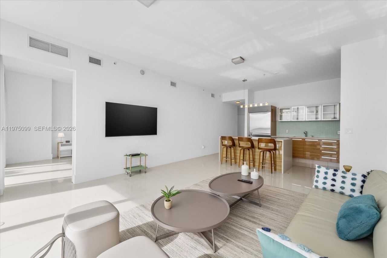 2020 N Bayshore Dr , Unit 605, Miami, FL 33137 Photo