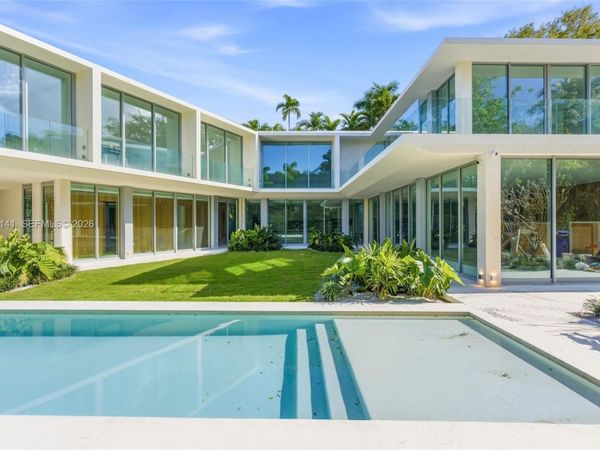 4280 Ingraham Hwy , Miami, FL 33133