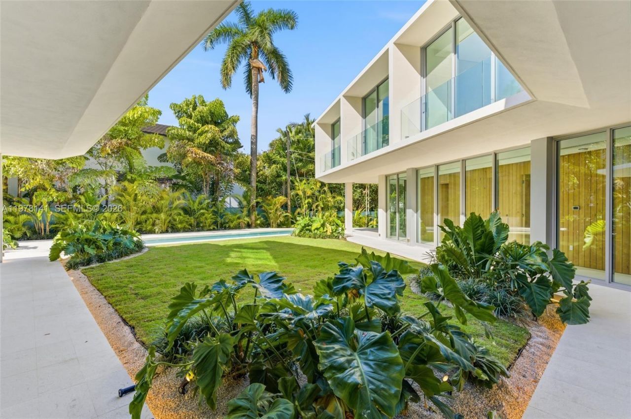 4280 Ingraham Hwy , Miami, FL 33133 Photo