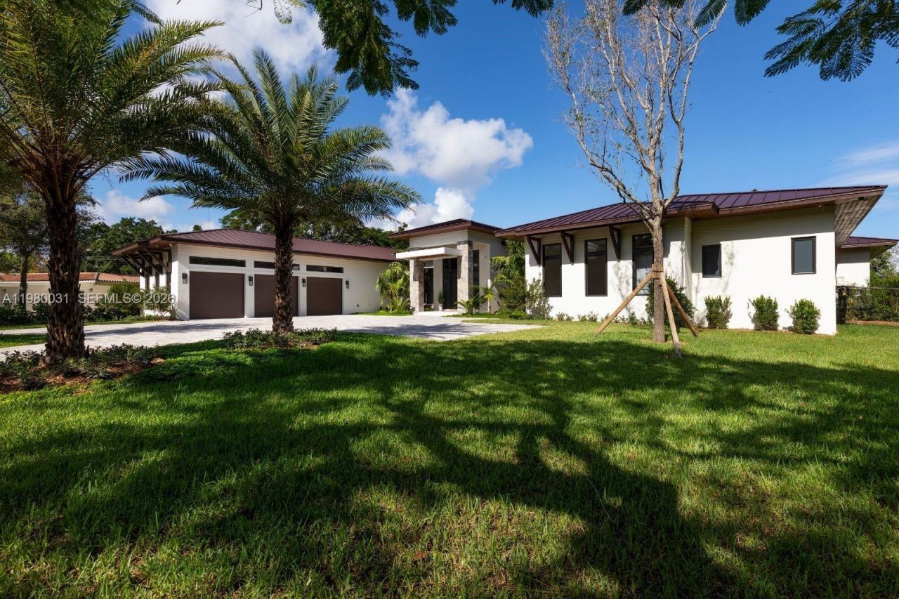 6065 SW 109th St , Pinecrest, FL 33156 Photo