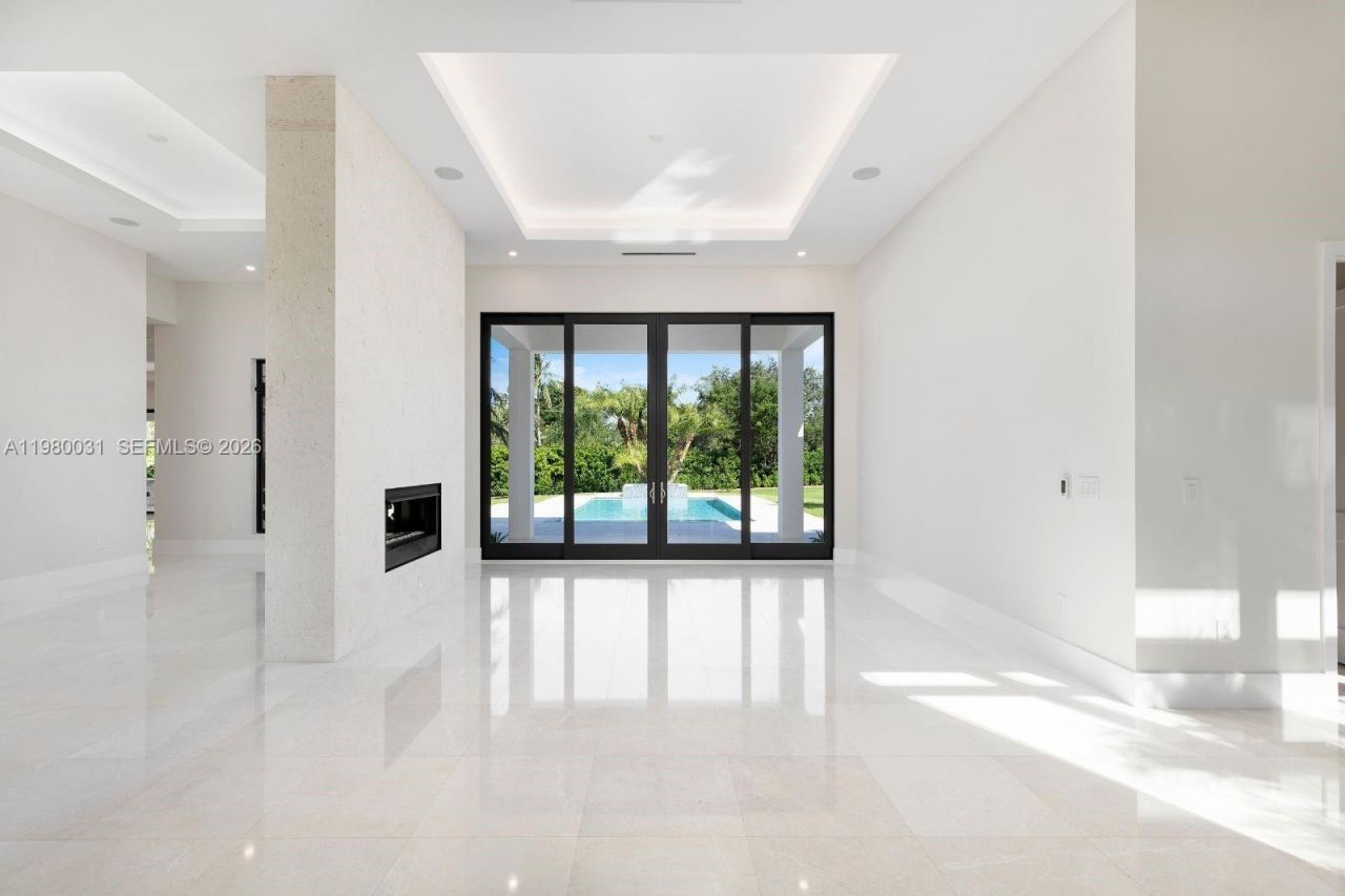 6065 SW 109th St , Pinecrest, FL 33156 Photo