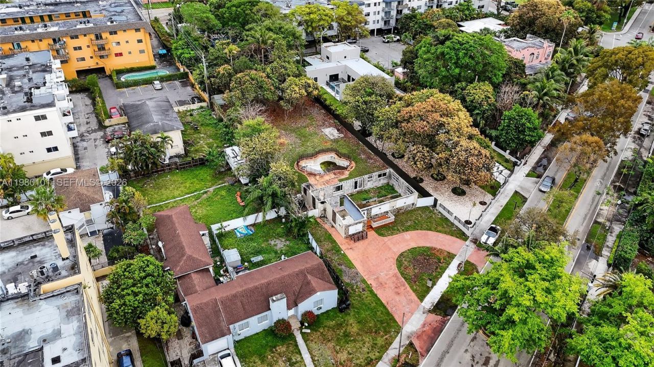 12395 Griffing Blvd , North Miami, FL 33161 Photo