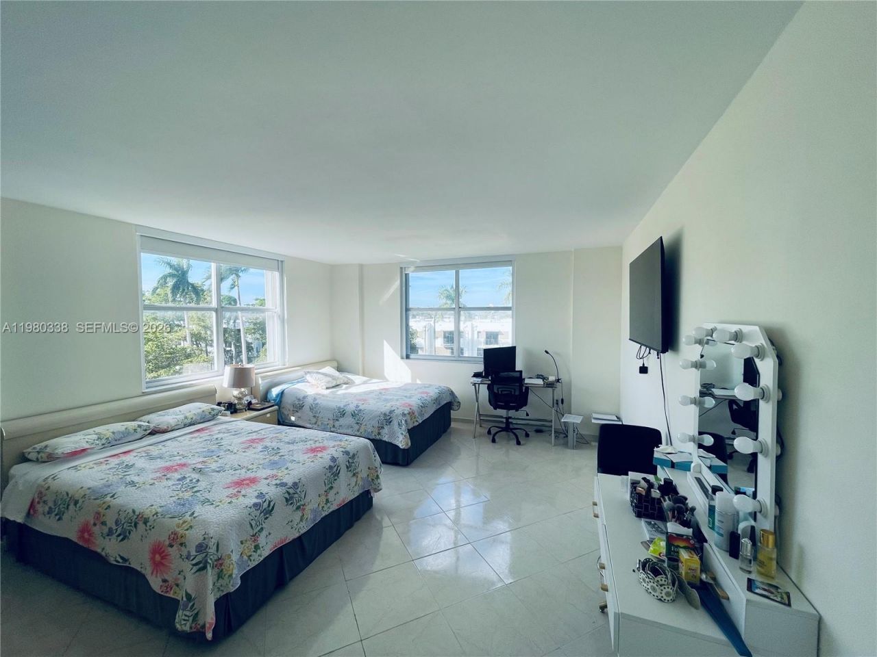11111 Biscayne Blvd , Unit 4E, Miami, FL 33181 Photo