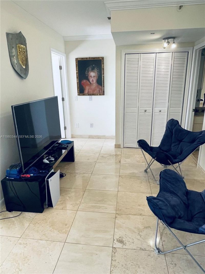 11113 Biscayne Blvd , Unit 553, Miami, FL 33181 Photo