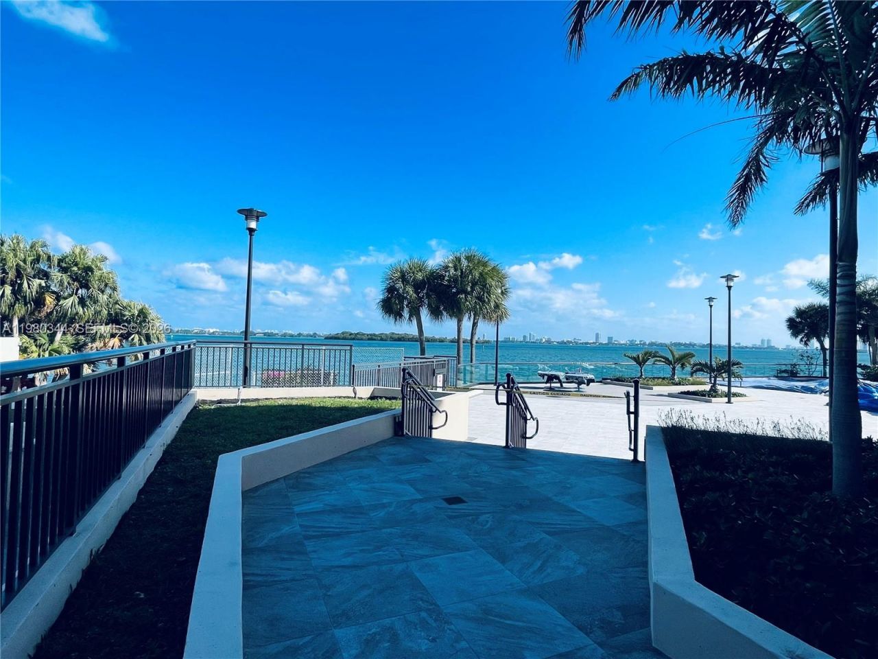 11113 Biscayne Blvd , Unit 553, Miami, FL 33181 Photo