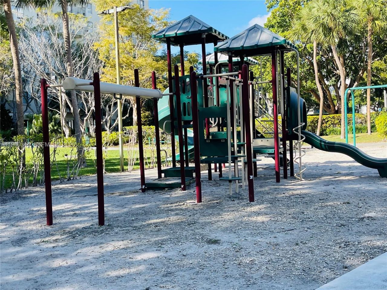 11113 Biscayne Blvd , Unit 553, Miami, FL 33181 Photo