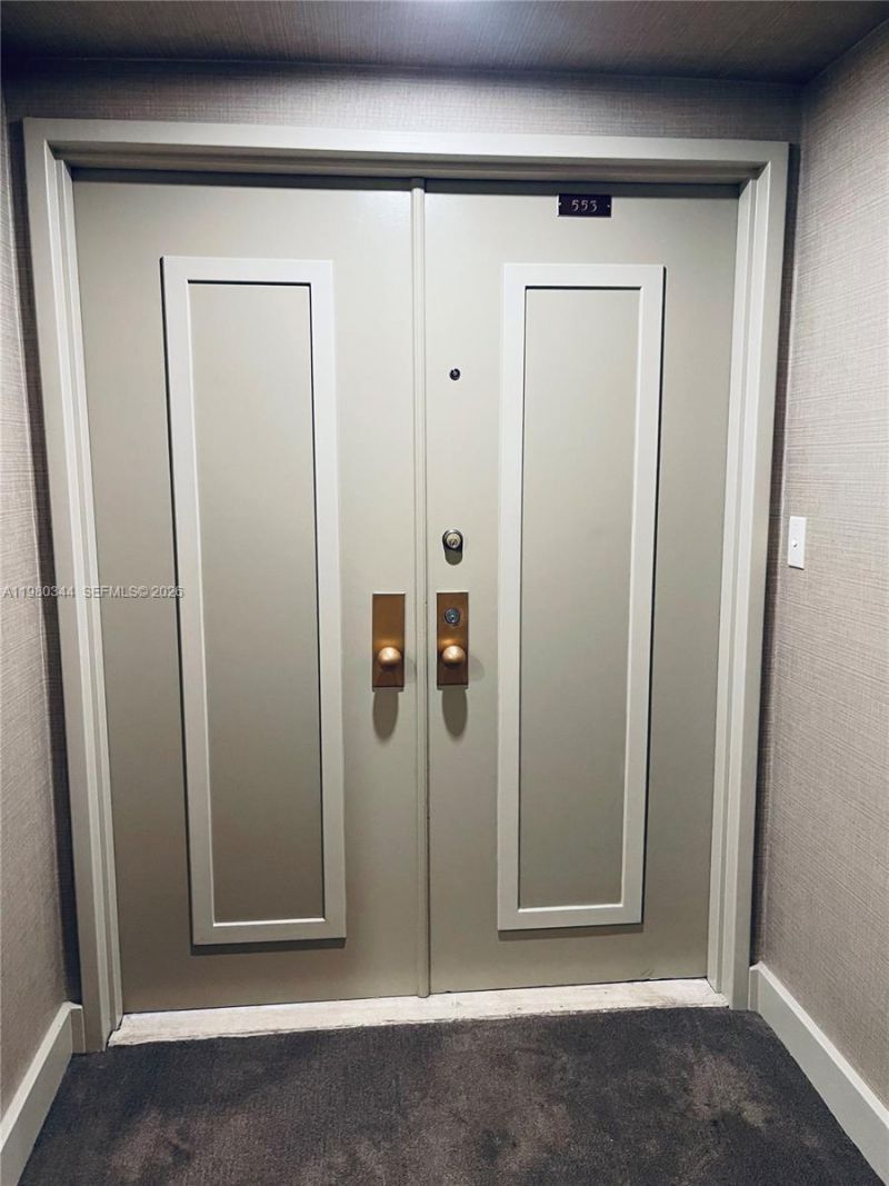 11113 Biscayne Blvd , Unit 553, Miami, FL 33181 Photo