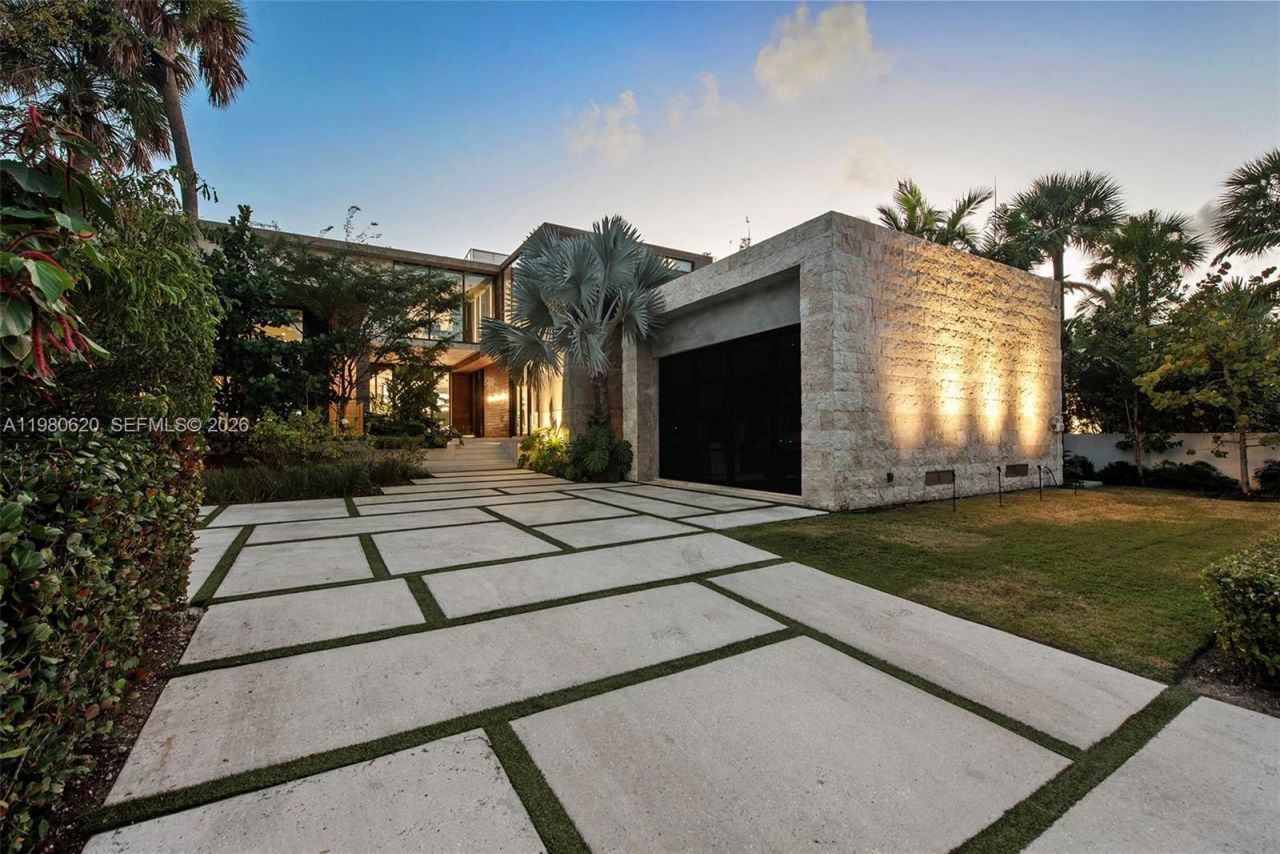 310 S Hibiscus Dr, Miami Beach, FL 33139 Photo