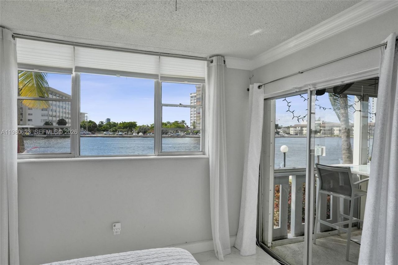 1889 S Ocean Dr , Unit 114, Hallandale Beach, FL 33009 Photo