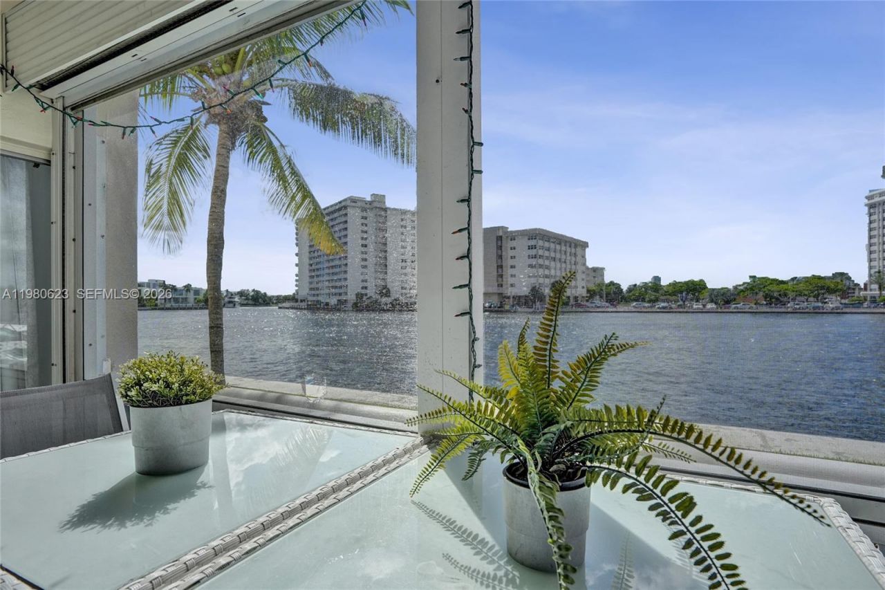 1889 S Ocean Dr , Unit 114, Hallandale Beach, FL 33009 Photo