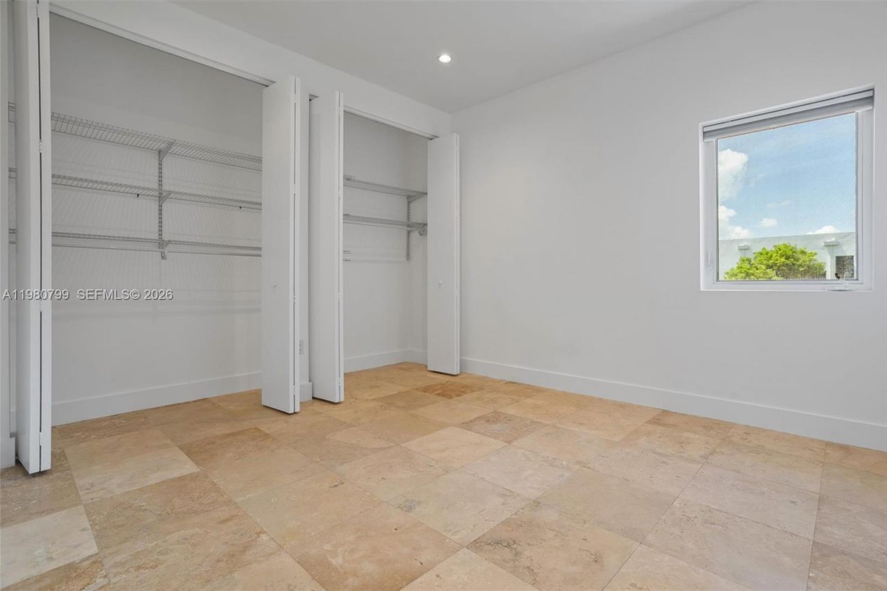 2786 SW 34th Ave , Miami, FL 33133 Photo