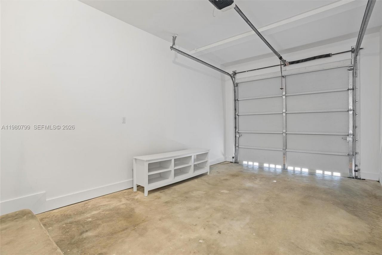 2786 SW 34th Ave , Miami, FL 33133 Photo