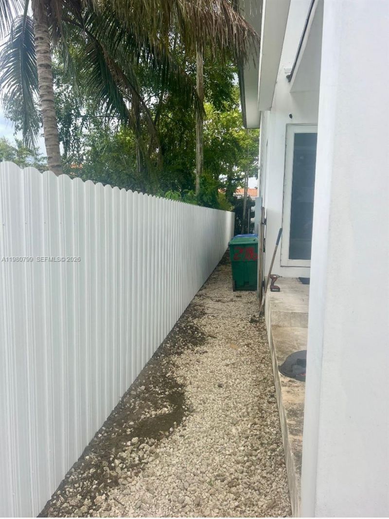 2786 SW 34th Ave , Miami, FL 33133 Photo