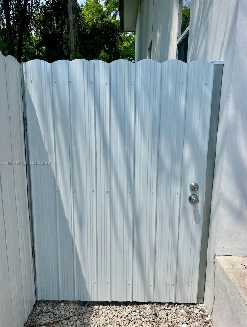 2786 SW 34th Ave , Miami, FL 33133 Photo