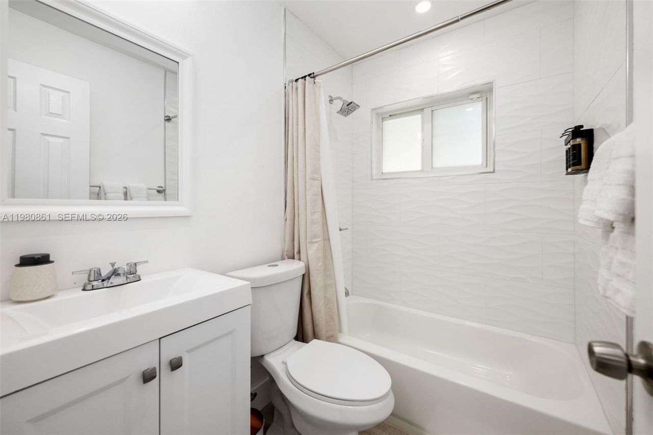 1448 NE 25th Ct , Pompano Beach, FL 33064 Photo