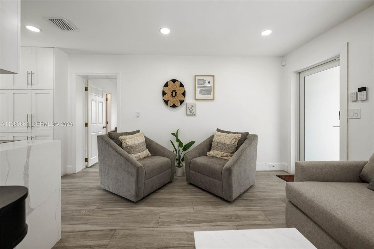 1448 NE 25th Ct , Pompano Beach, FL 33064 Photo