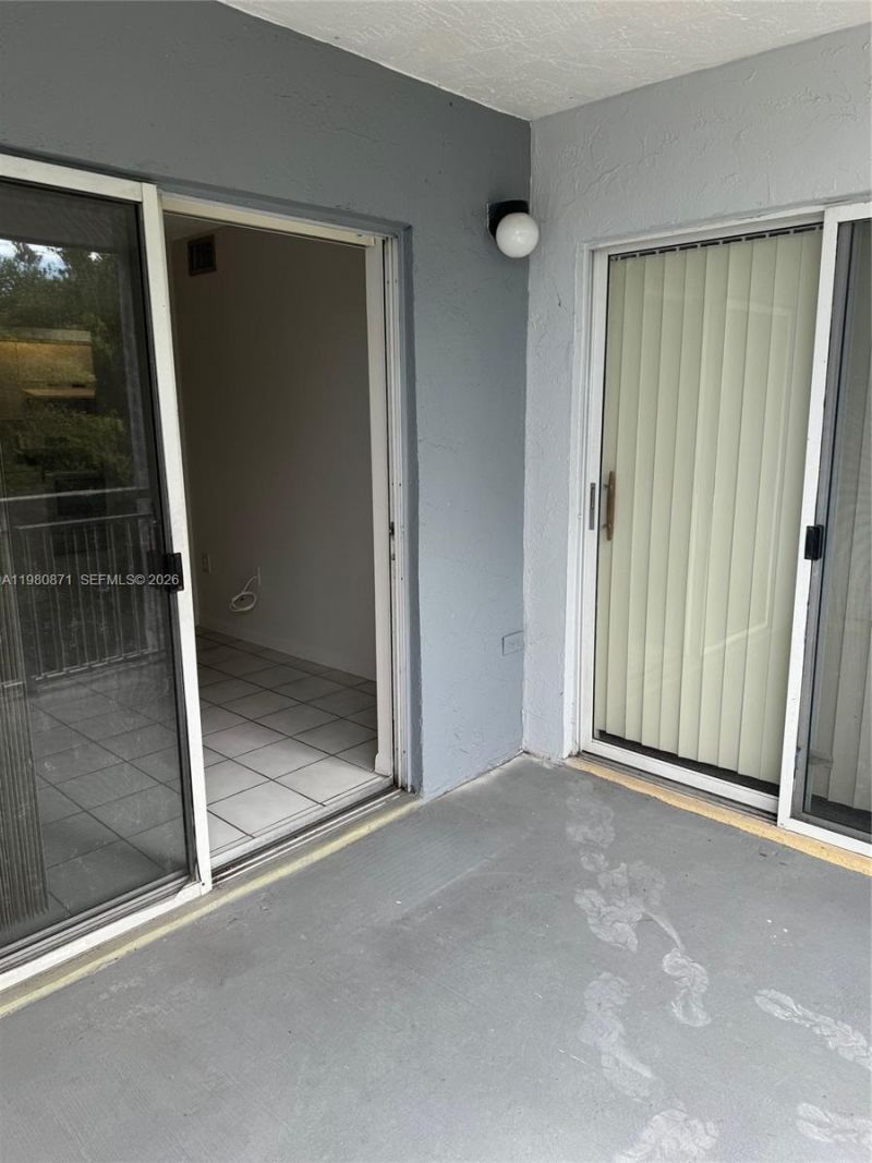 8560 SW 212th St, Unit 306, Cutler Bay, FL 33189 Photo
