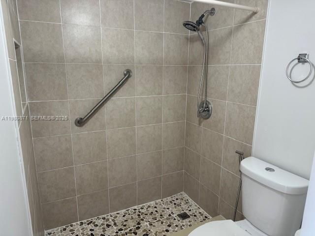 8560 SW 212th St, Unit 306, Cutler Bay, FL 33189 Photo