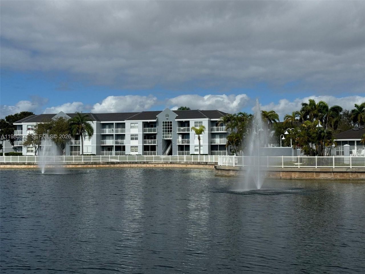 8560 SW 212th St , Unit 306, Cutler Bay, FL 33189 Photo