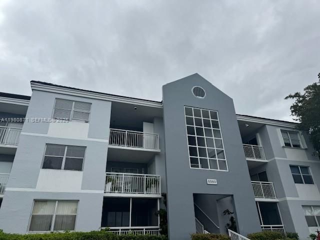 8560 SW 212th St, Unit 306, Cutler Bay, FL 33189 Photo