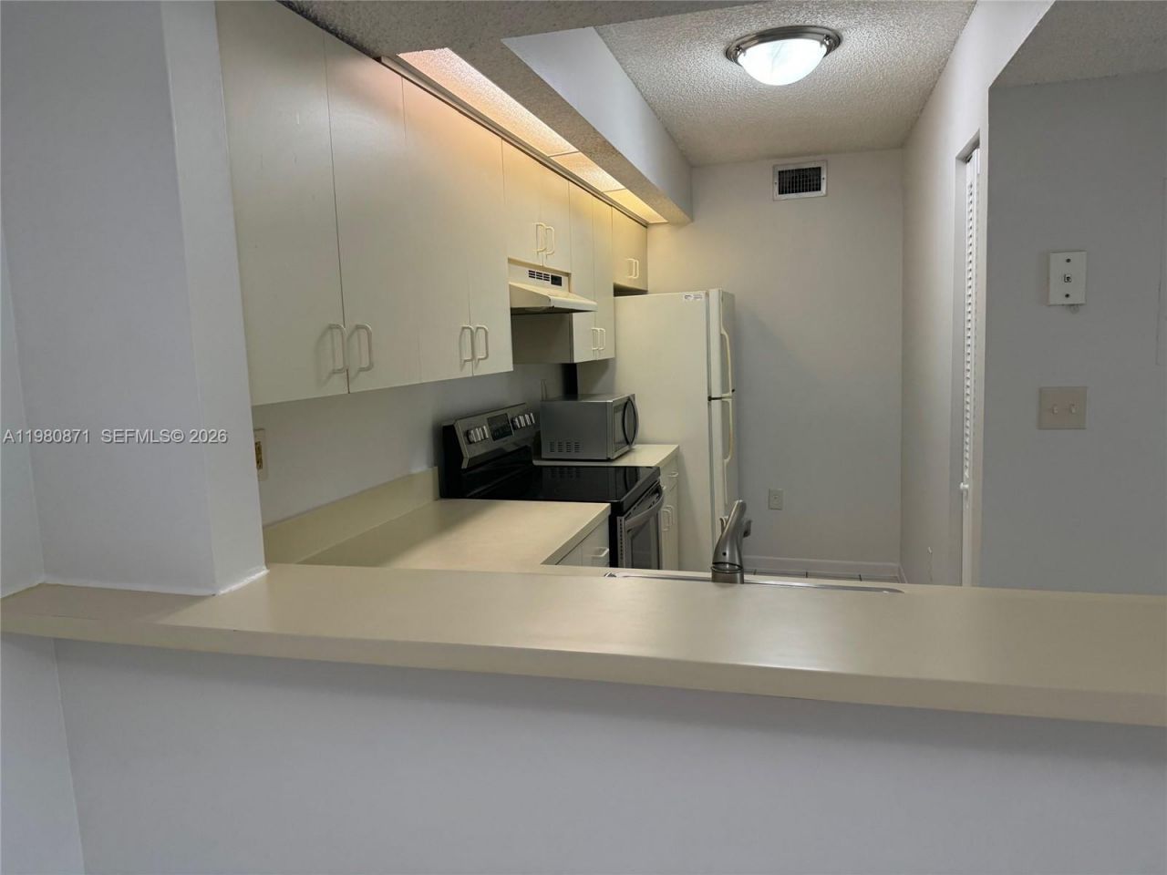 8560 SW 212th St , Unit 306, Cutler Bay, FL 33189 Photo