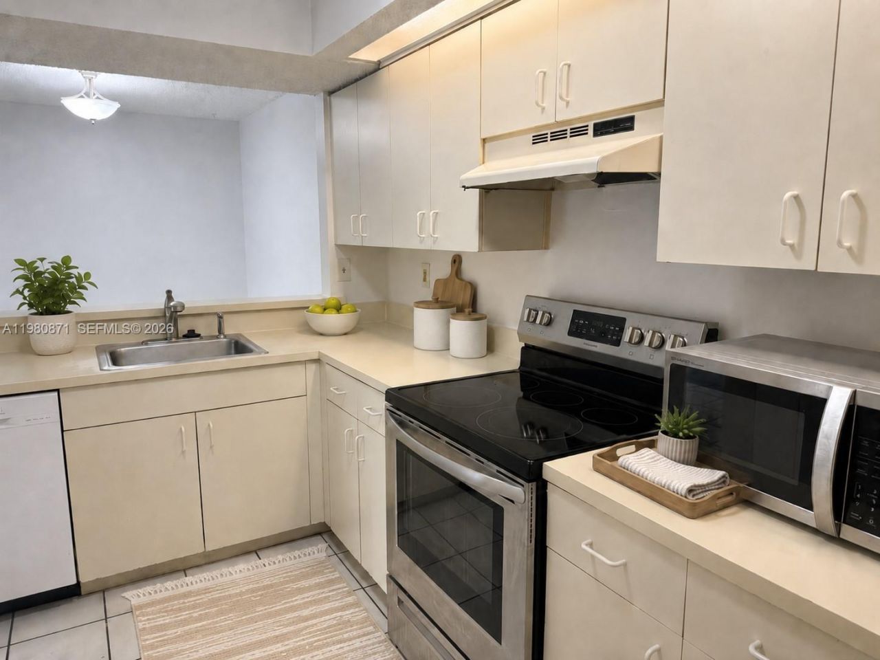8560 SW 212th St, Unit 306, Cutler Bay, FL 33189 Photo
