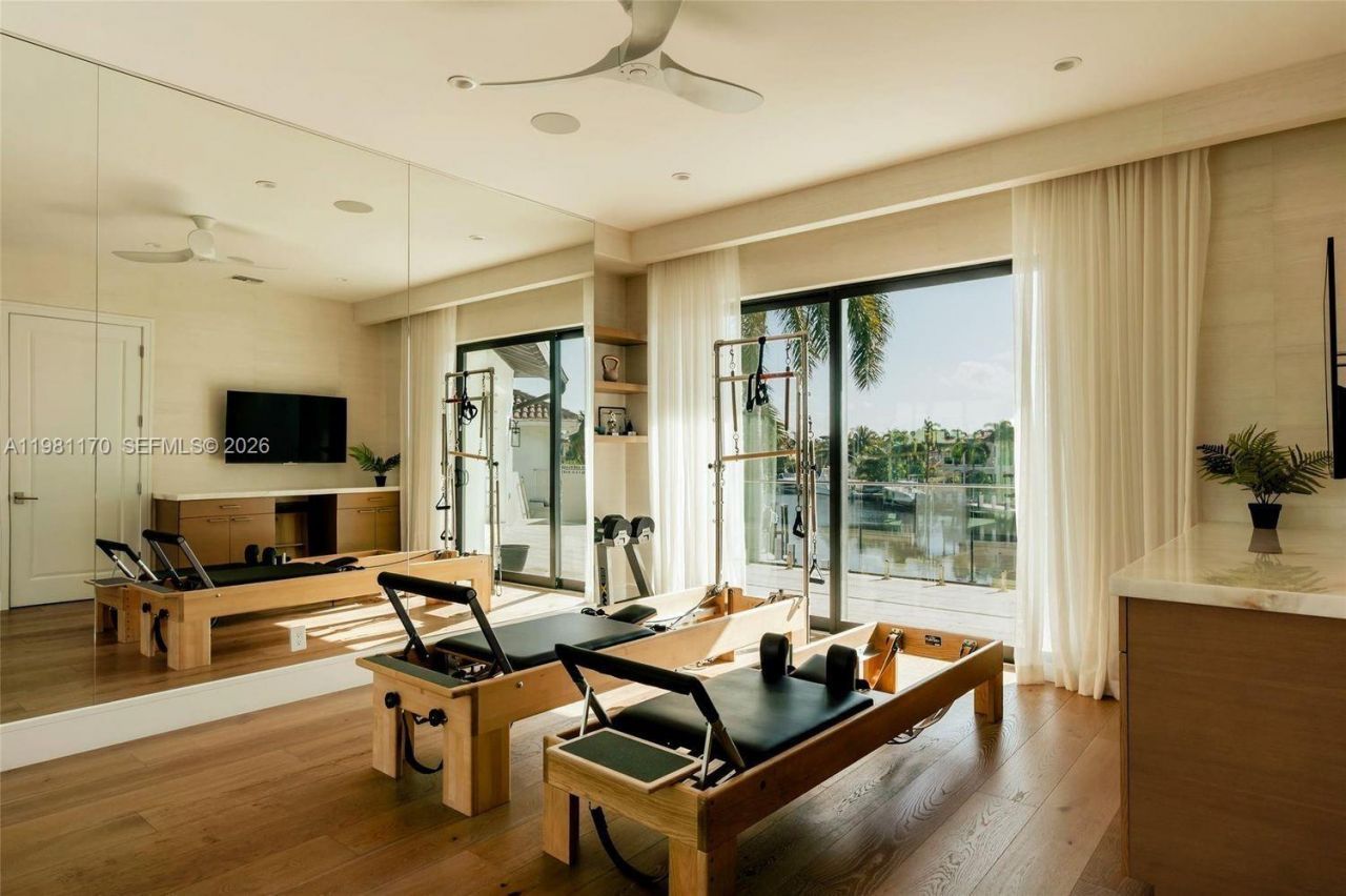 2300 NE 34th Ct, Lighthouse Point, FL 33064 Photo