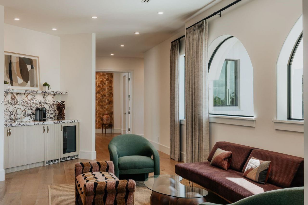 2300 NE 34th Ct, Lighthouse Point, FL 33064 Photo