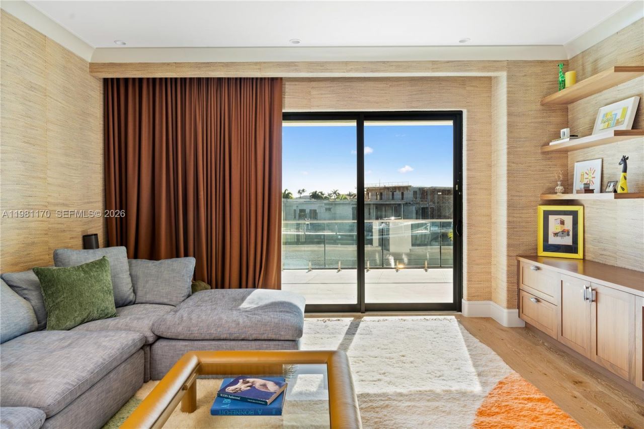 2300 NE 34th Ct, Lighthouse Point, FL 33064 Photo