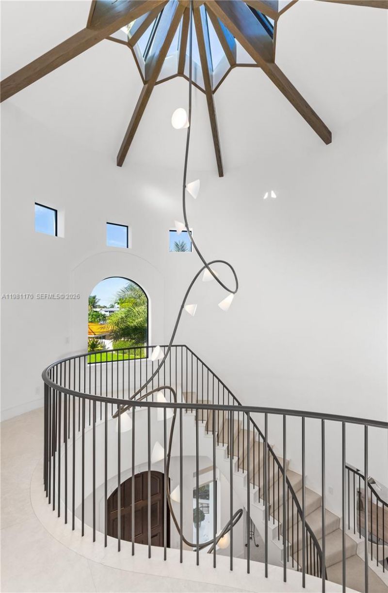 2300 NE 34th Ct, Lighthouse Point, FL 33064 Photo