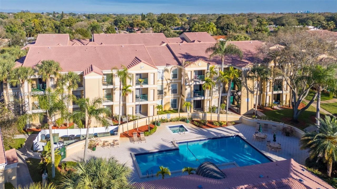 875 Riverside Dr, Unit 712, Coral Springs, FL 33071 Photo