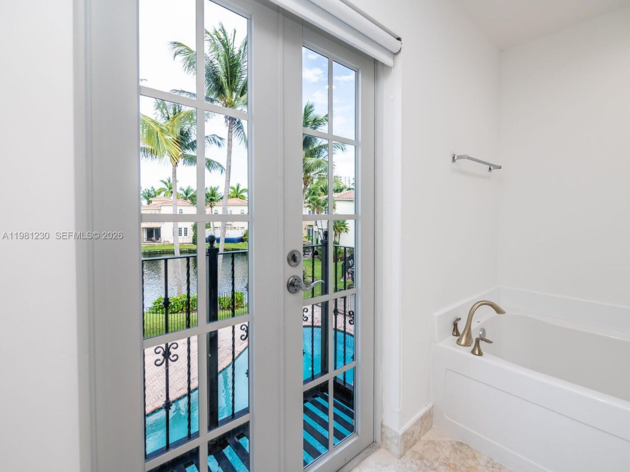 20729 NE 32nd Ave , Aventura, FL 33180 Photo