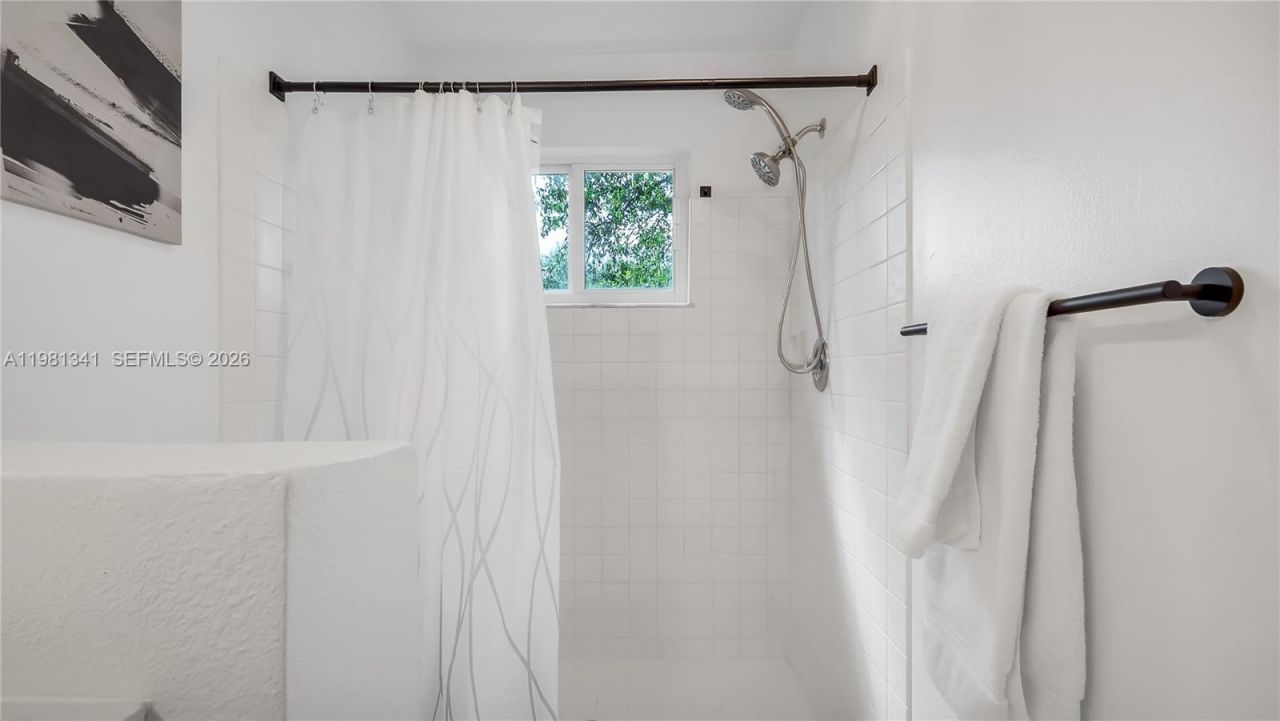 9913 NW 2nd St , Plantation, FL 33324 Photo