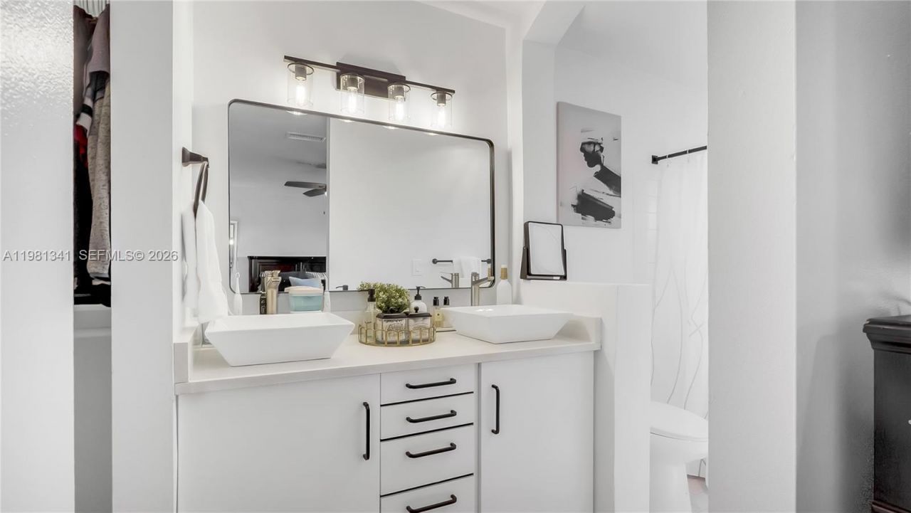 9913 NW 2nd St , Plantation, FL 33324 Photo