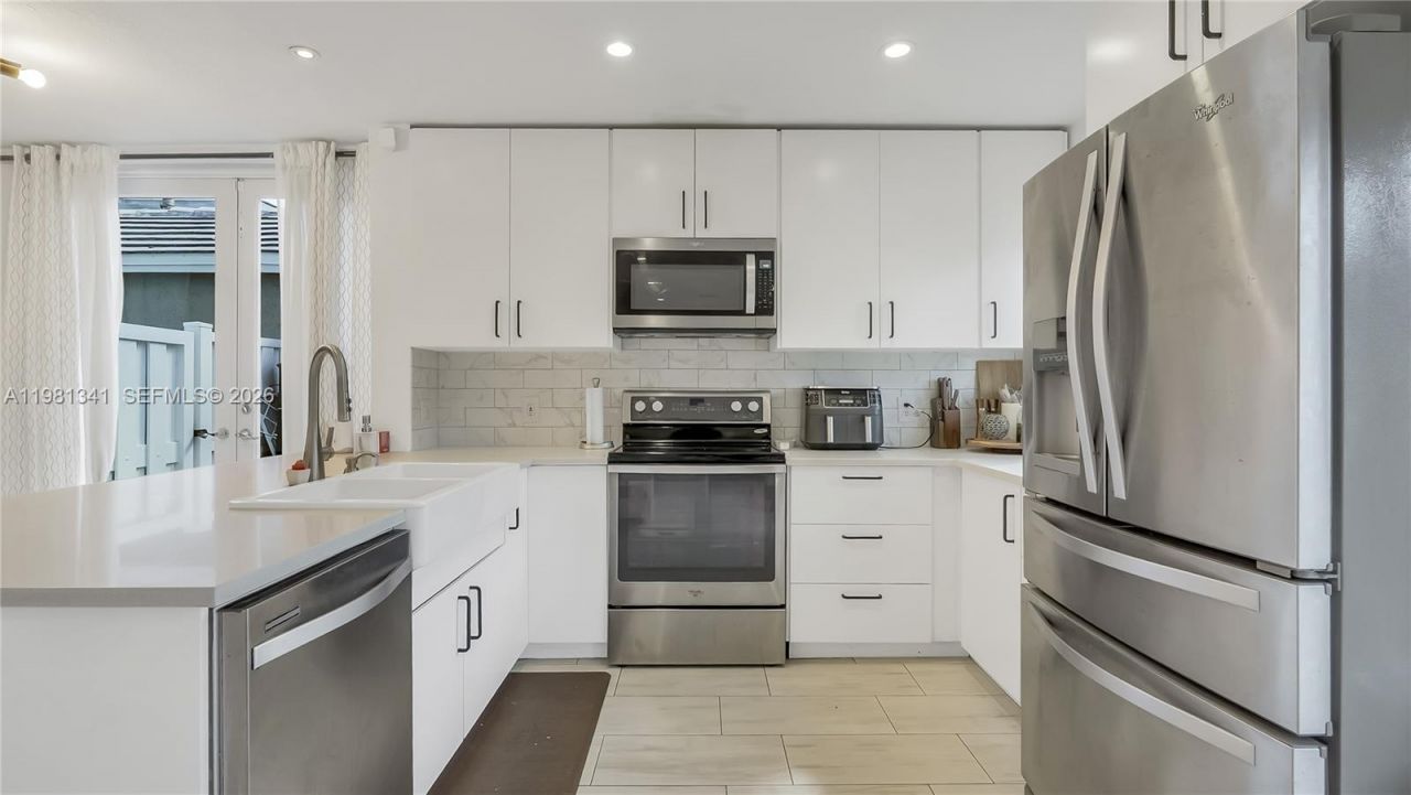 9913 NW 2nd St , Plantation, FL 33324 Photo