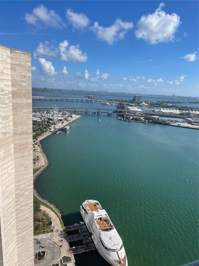 335 S Biscayne Blvd , Unit 3610, Miami, FL 33131 Photo