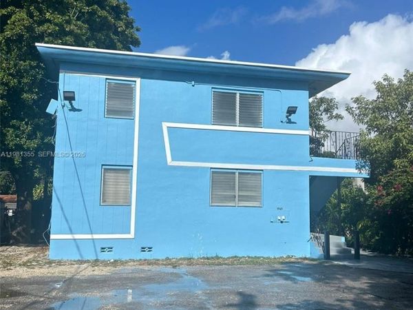 1565 SW 6th St, Unit 5, Miami, FL 33135