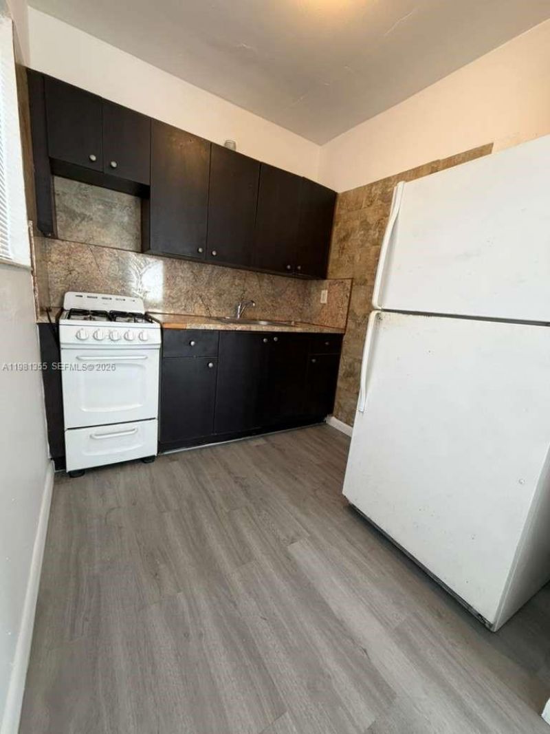 1565 SW 6th St, Unit 5, Miami, FL 33135 Photo
