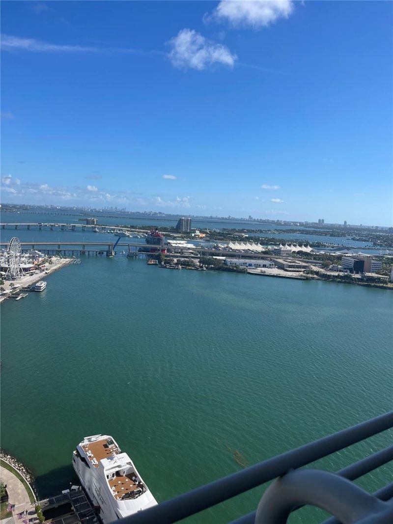 335 S Biscayne Blvd , Unit 3610, Miami, FL 33131 Photo
