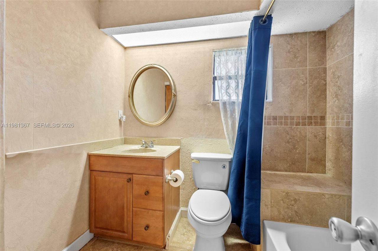 8220 Waterford Ln , Tamarac, FL 33321 Photo